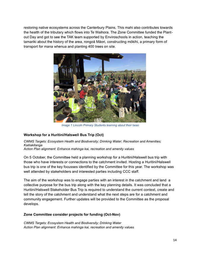 A group of people outside

Description automatically generated