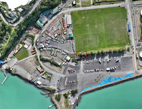 Aerial view of a body of water

Description automatically generated