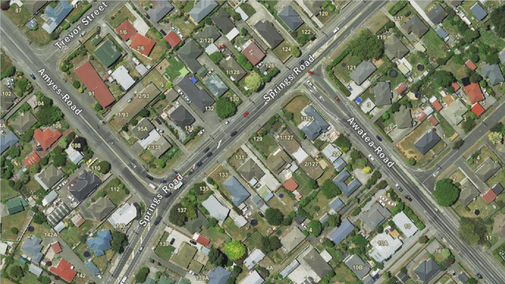 Aerial view of a city

Description automatically generated