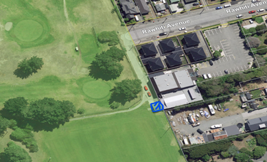 Aerial view of a golf course

Description automatically generated