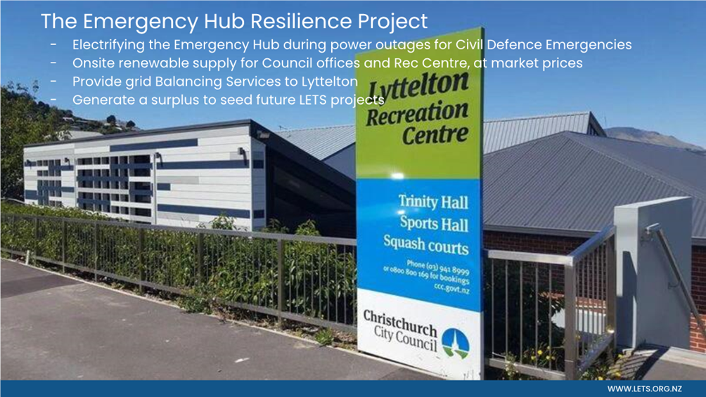 A sign on a fence

Description automatically generated