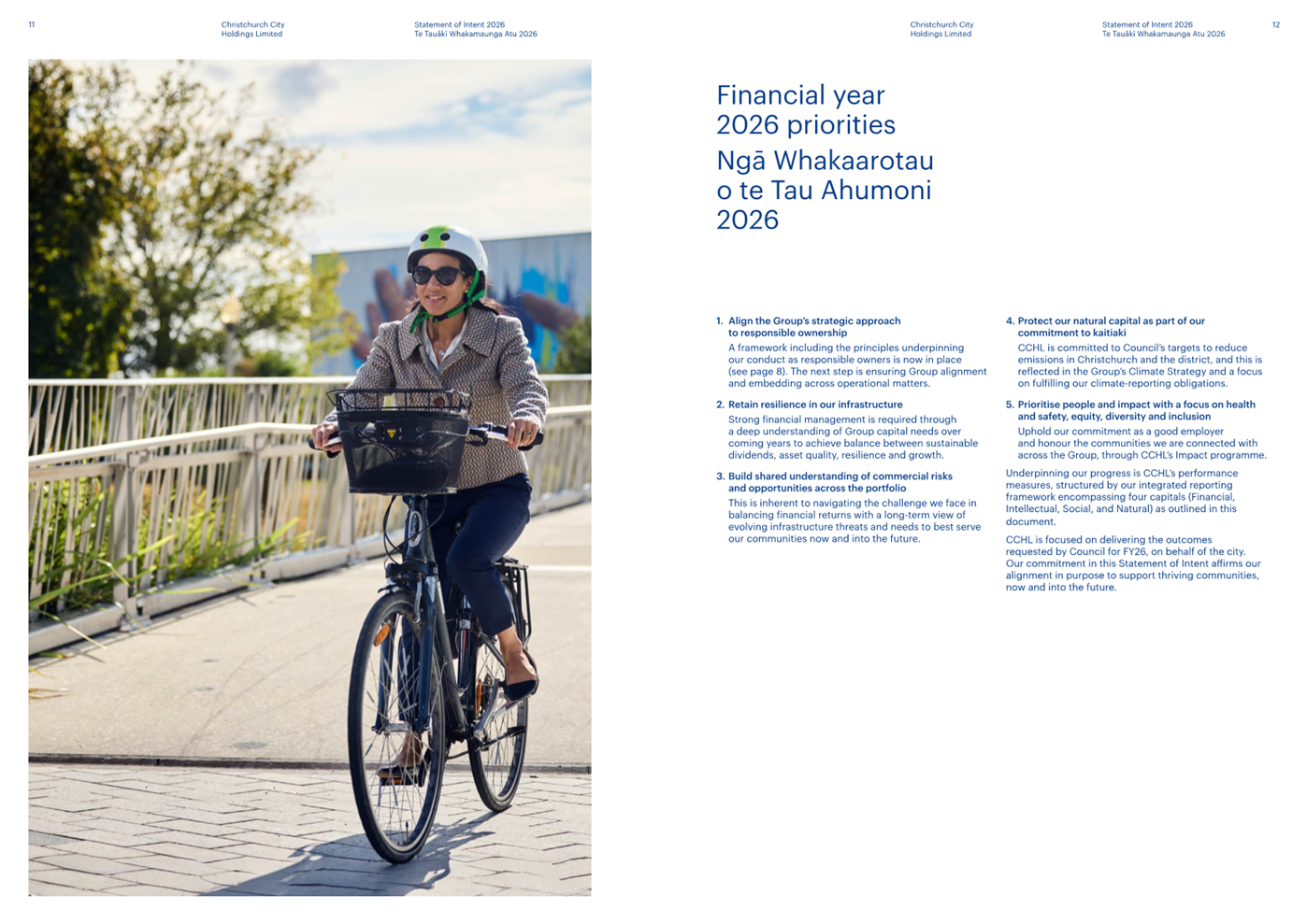A person riding a bicycle

AI-generated content may be incorrect.