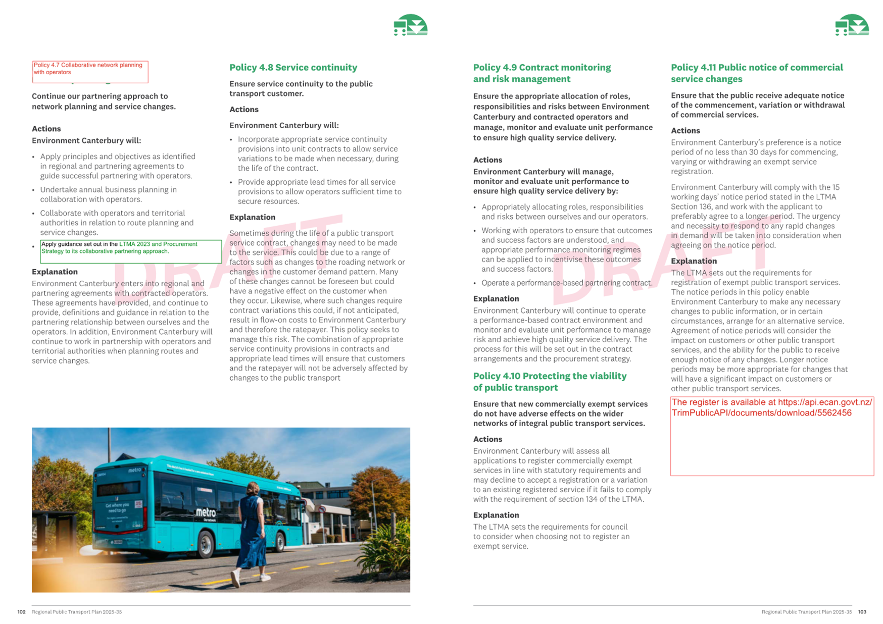 A blue bus on the street

AI-generated content may be incorrect.