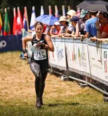 A person running in a race

AI-generated content may be incorrect.