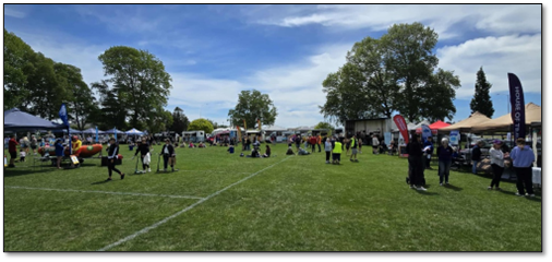 A group of people on a field

AI-generated content may be incorrect.